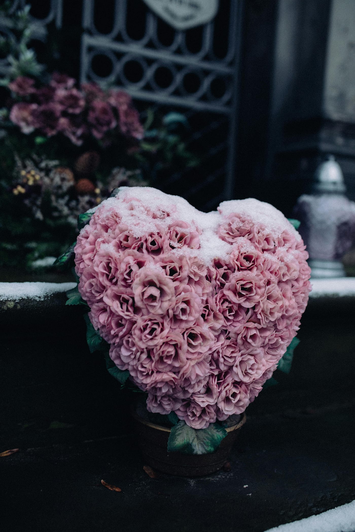 funeral closed hearts